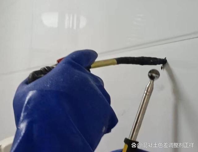 墙砖空鼓的原因及修复方法视频(墙砖空鼓的原因及修复方法视频教学)