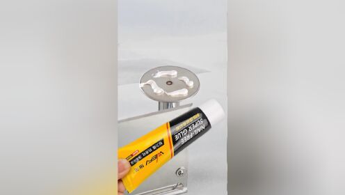 墙面瓷砖打孔怎么才不会开裂呢视频(墙面瓷砖打孔怎么才不会开裂呢视频讲解)